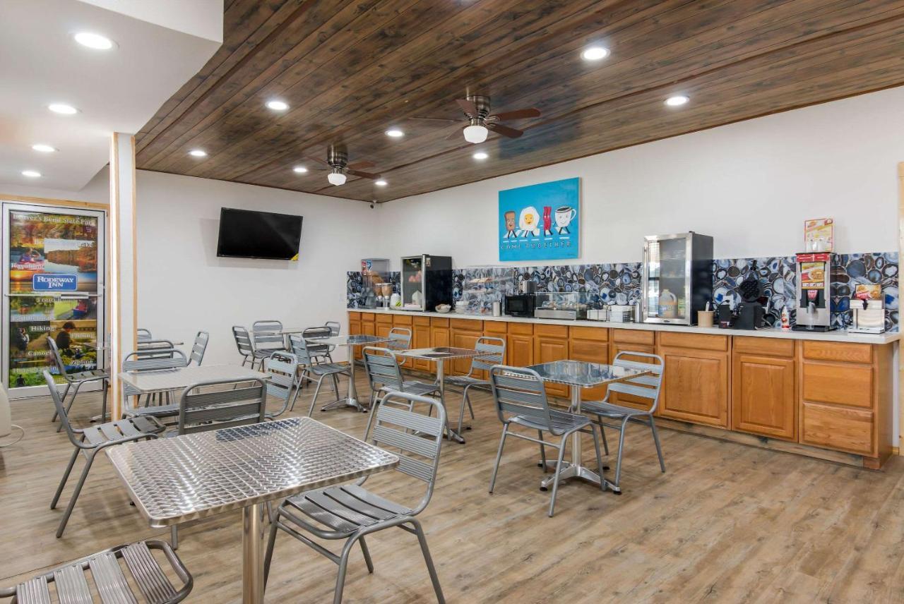 Rodeway Inn Broken Bow-Hochatown Экстерьер фото